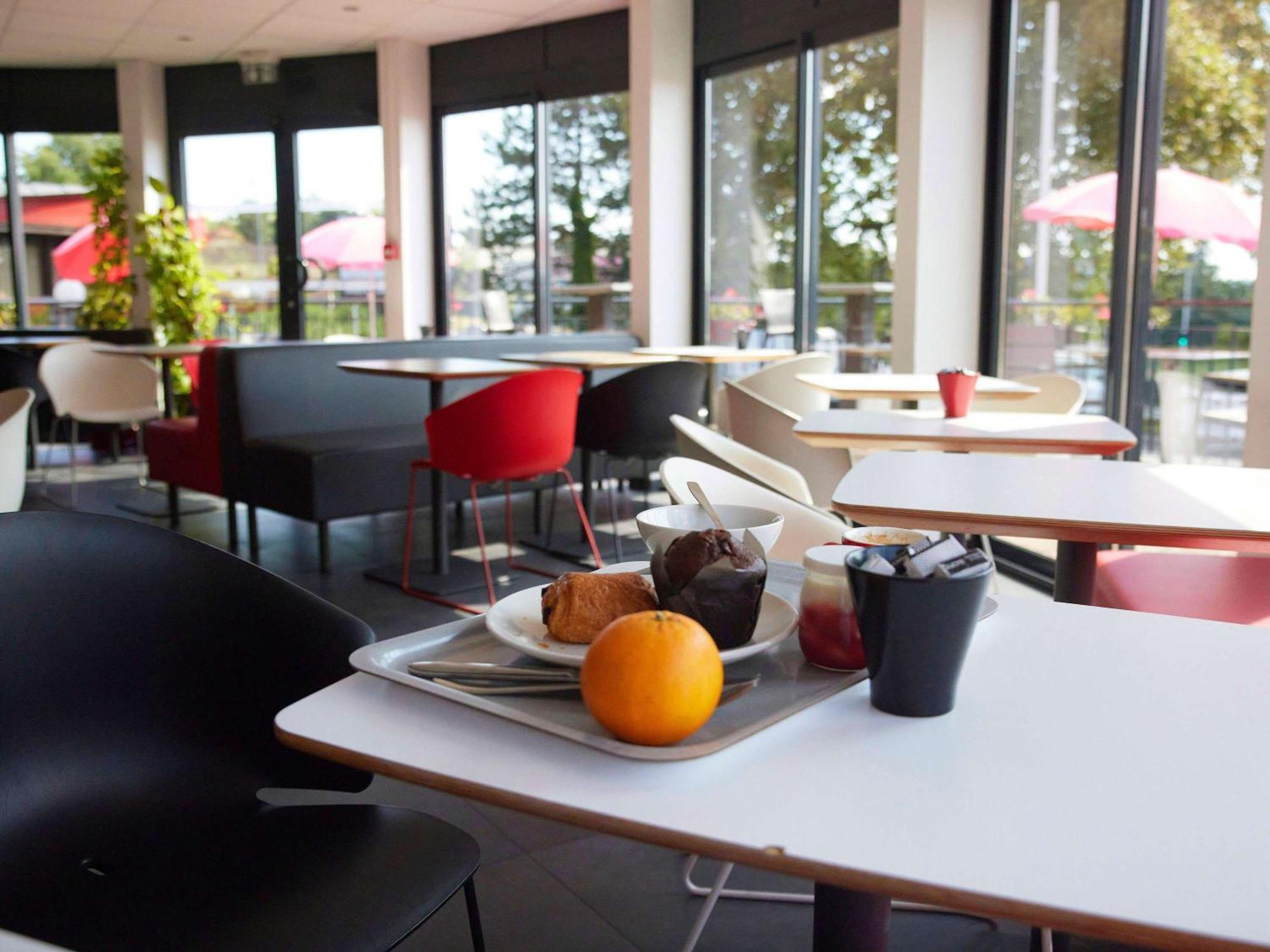 Ibis Chalon Sur Saone Nord Hotel Exterior photo